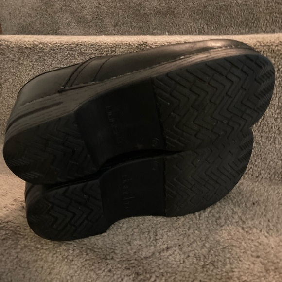 Dansko Leather Clog.  Size 12. - Picture 10 of 12